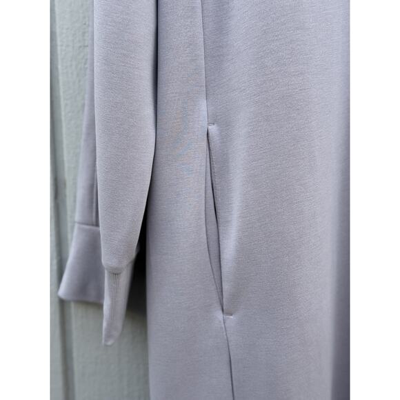 NWT Athleta Seasoft Robe Pullover V-Neck Purple Long Sleeve Dress Pockets Size L - Picture 4 of 16